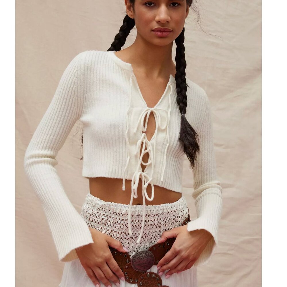 NWT Kimchi Blue Jane Bow Tie-Front Cardigan | Urban Outfitters Black - Picture 5 of 5
